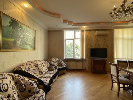 Kirayə 2 otaqlı mənzil, 75 m², İçəri Şəhər: 1 000 ₼/ay 4