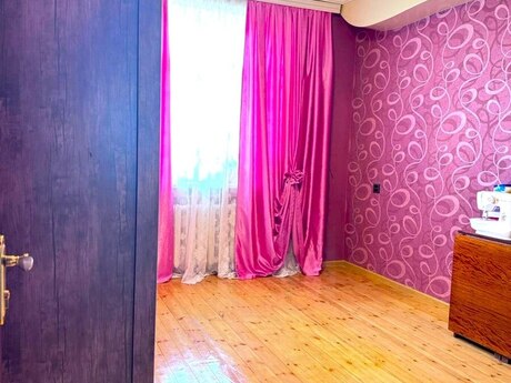 Yeni Günəşlidə 3 otaqlı köhnə tikili mənzil satılır, 70 m², 165 000 AZN, şəkil 5 / 12