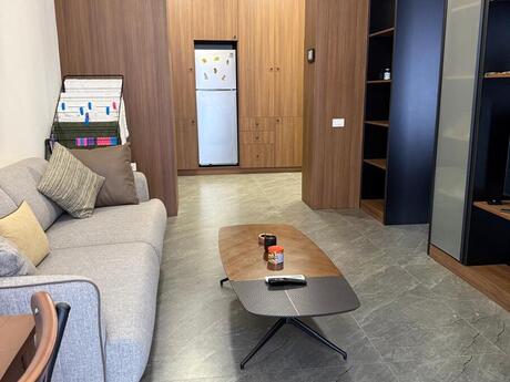 2-room apartment for rent, 63 m², Ağ şəhər: 2 000 ₼/mo 2