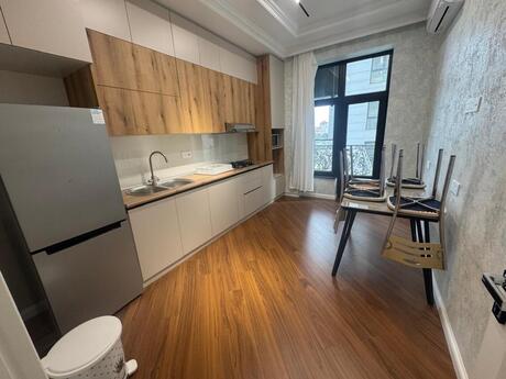 Elan №6491162 - Bakı, Gənclik m., 3 otaqlı, 115 m², 4/15 mərtəbə