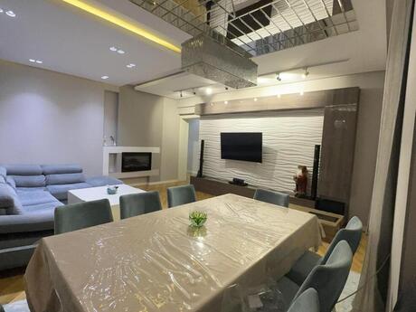 Elan №6491303 - Bakı, Yeni Yasamal q., 4 otaqlı, 132 m², 13/17 mərtəbə