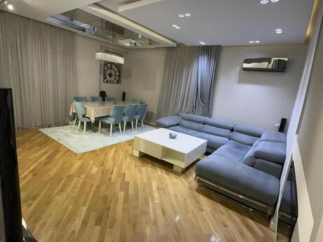 4-комнатная квартира, 132 м², Yeni Yasamal: 265 000 ₼ 2