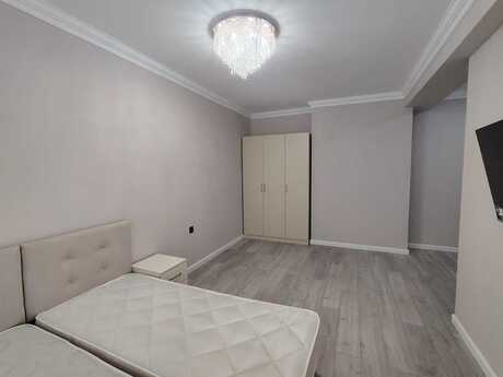 3-room apartment for rent, 70 m², 28 May: 1 200 ₼/mo 3