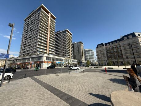 Объявление №6490926 - Баку, Хатаинский р., 4-комн., 205 м², 4/20 этаж