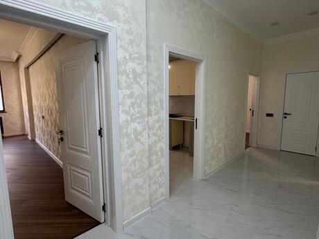 3-комнатная квартира, 130 м², İnşaatçılar: 270 000 ₼ 5