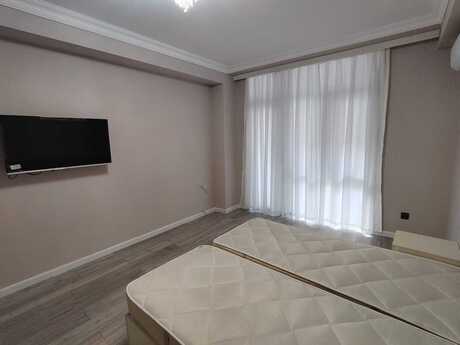 Kirayə 4 otaqlı mənzil, 150 m², 28 May: 1 500 ₼/ay 5