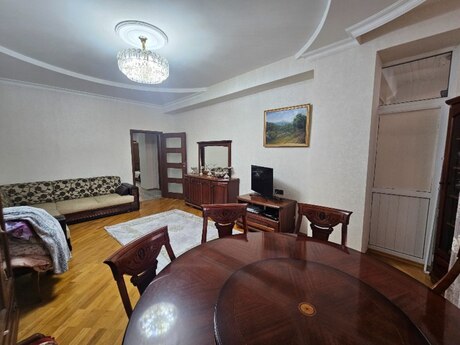 3-room new-build apartment for sale in İnşaatçılar, 128 m², 280 000 AZN, photo 4 / 12