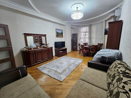 3-room new-build apartment for sale in İnşaatçılar, 128 m², 280 000 AZN, photo 2 / 12