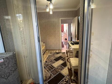 Neftçilərdə 3 otaqlı köhnə tikili mənzil satılır, 80 m², 250 000 AZN, şəkil 3 / 12