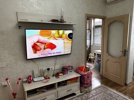 Продаётся 2-комнатная квартира в старом фонде, Memar Əcəmi, 52 м², 144 500 AZN, фото 4 / 12