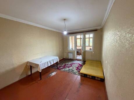 Elan №6491425 - Bakı, Neftçilər m., 1 otaqlı, 33 m², 3/5 mərtəbə