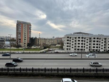 Elan №6491502 - Bakı, Binəqədi r., 2 otaqlı, 57 m², 4/5 mərtəbə