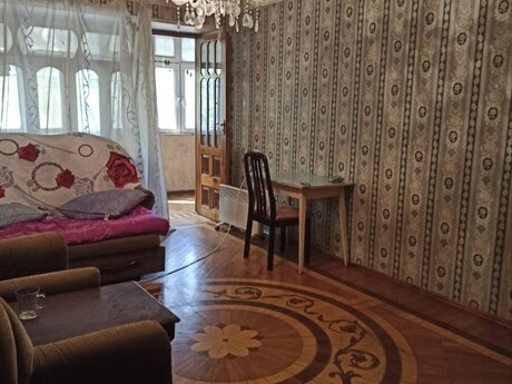 3-room apartment for rent, 70 m², Nəriman Nərimanov: 117 ₼/mo 2