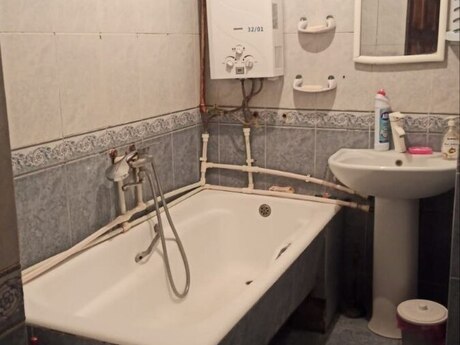 3-room apartment for rent, 70 m², Nəriman Nərimanov: 117 ₼/mo 5