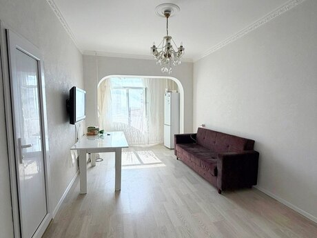 2 rooms · 35 m² · floor 7/9, 9-cu mikrorayon