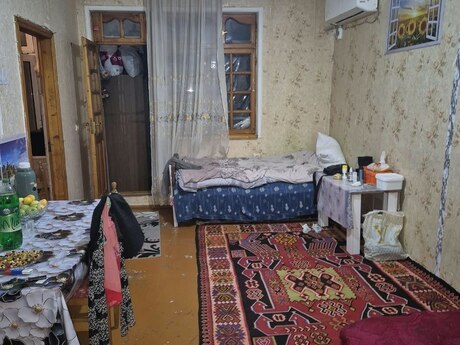 Elan №6491532 - Bakı, Memar Əcəmi m., 2 otaqlı, 50 m², 2/5 mərtəbə