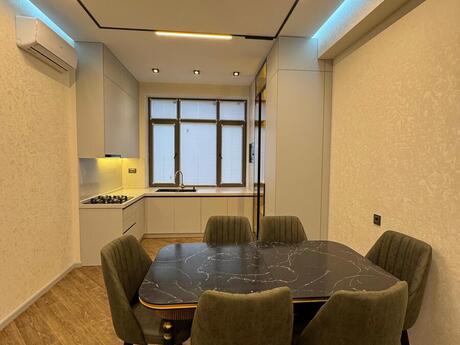 3-room apartment for rent, 84 m², BCR Olimpik: 1 300 ₼/mo 3