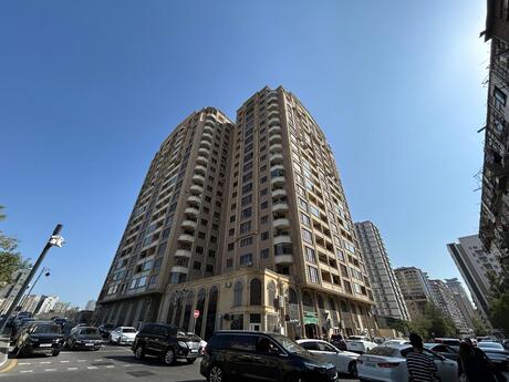 4 otaqlı mənzil, 173 m², 28 May: 519 000 ₼ 3