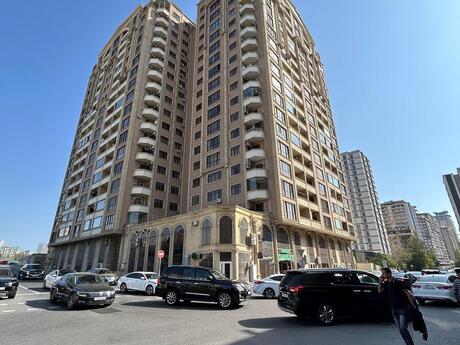 4 otaqlı mənzil, 173 m², 28 May: 519 000 ₼ 4