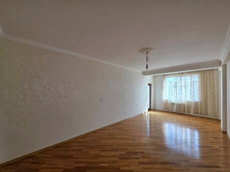 4-комнатная квартира, 158 м², Elmlər Akademiyası: 500 000 ₼ 4