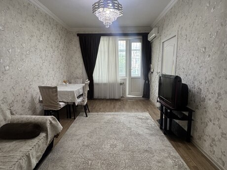 Объявление №6491619 - Баку, м. Мемар Аджеми, 2-комн., 60 м², 2/5 этаж
