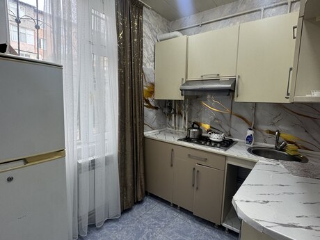 Memar Əcəmidə 2 otaqlı köhnə tikili mənzil satılır, 60 m², 155 000 AZN, şəkil 4 / 9
