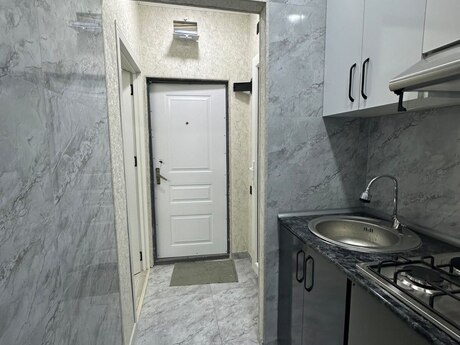 2-room new-build apartment for sale in Memar Əcəmi, 40 m², 122 000 AZN, photo 3 / 10
