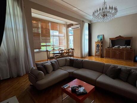 4-room apartment, 210 m², Bayıl: 590 000 ₼ 4