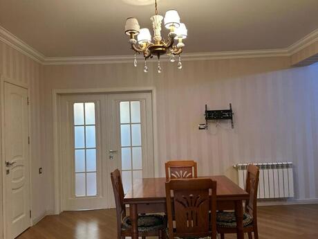 3-room apartment, 114 m², Bakmil: 355 000 ₼ 4