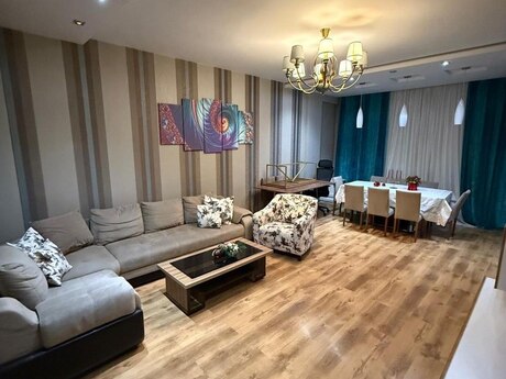 Elan №6491966 - Bakı, Yeni Yasamal q., 3 otaqlı, 136 m², 16/18 mərtəbə
