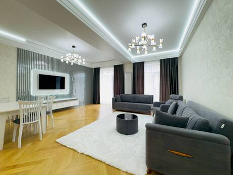 Elan №6491252 - Bakı, Şah İsmayıl Xətai m., 3 otaqlı, 176 m², 6/7 mərtəbə