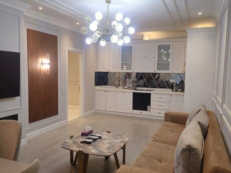 Аренда: 3-комнатная квартира, 110 м², 8 Noyabr: 1 800 ₼/мес 3