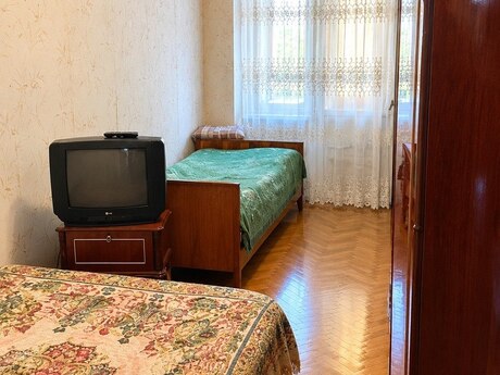 3-комнатная квартира, 85 м², İçəri Şəhər: 270 000 ₼ 4
