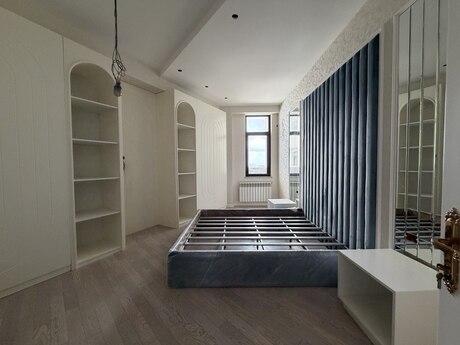 4-комнатная квартира, 202 м², Elmlər Akademiyası: 727 000 ₼ 5