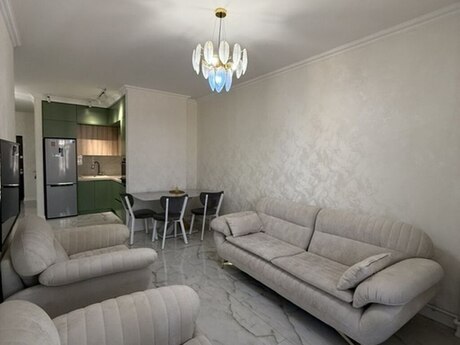 Zümrüd Residence kompleksində 2 otaqlı yeni tikili mənzil kirayə verilir, 70 m², 1 150 AZN/ay, şəkil 2 / 12
