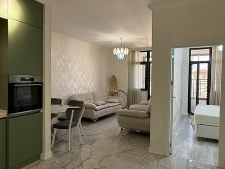 2 otaqlı mənzil, 70 m², Zümrüd Residence, 1 150 AZN