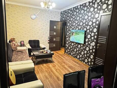 Объявление №6492221 - Баку, м. 20 января, 3-комн., 65 м², 1/5 этаж