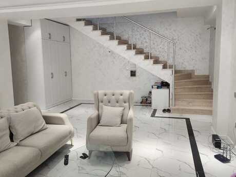 5-room apartment for rent, 210 m², 28 May: 2 000 ₼/mo 2