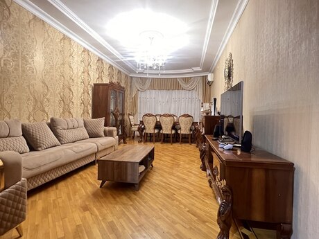 Elan №6492279 - Bakı, Xalqlar Dostluğu m., 3 otaqlı, 125 m², 7/10 mərtəbə