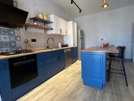 6 otaqlı həyət evi, 300 m², Azadlıq Prospekti: 650 000 ₼ 5
