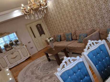 28 Mayda 3 otaqlı yeni tikili mənzil satılır, 140 m², 560 000 AZN, şəkil 2 / 12