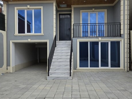 4 rooms · 130 m², Binə
