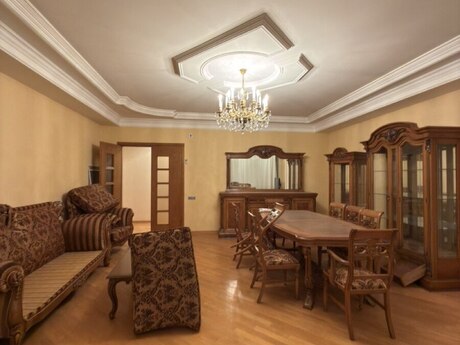 4 otaq · 202 m² · 7/12 mərtəbə, Gənclik