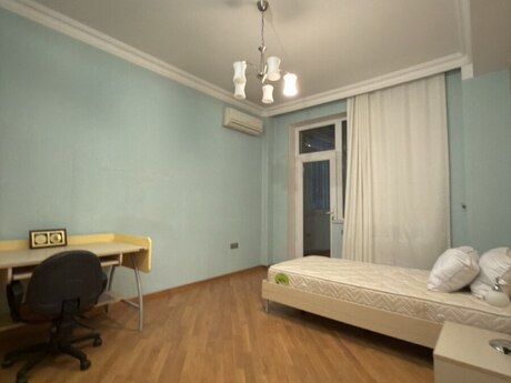 4-room apartment, 202 m², Gənclik: 440 000 ₼ 5