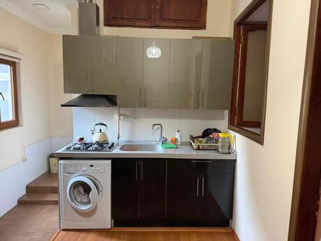 2-комн. · 42 m² · 2/2 этаж, İçəri Şəhər