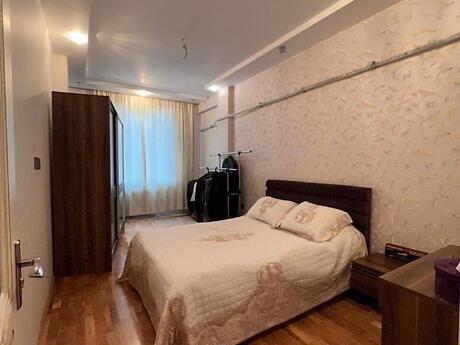3-room apartment, 122 m², Memar Əcəmi: 365 000 ₼ 2