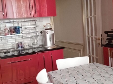 Аренда: 3-комнатная квартира, 94 м², Azadlıq Prospekti: 200 ₼/мес 2