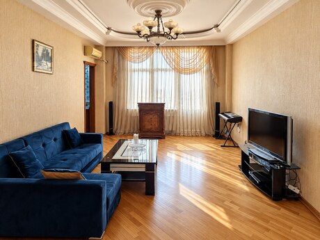 3 otaqlı mənzil, 110 m², Elmlər Akademiyası: 375 000 ₼ 2