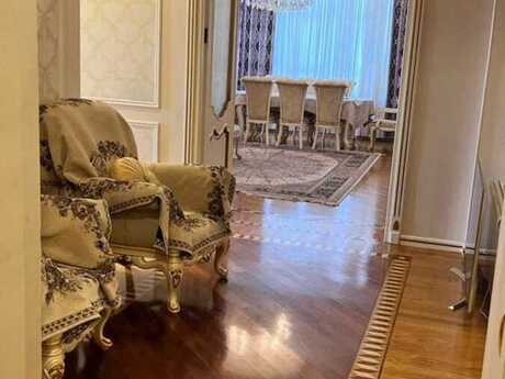 3-room apartment, 152 m², Qara Qarayev: 418 000 ₼ 2