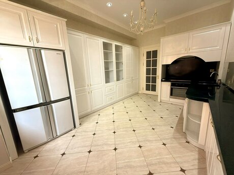 3-room apartment, 166 m², Nizami: 495 000 ₼ 5